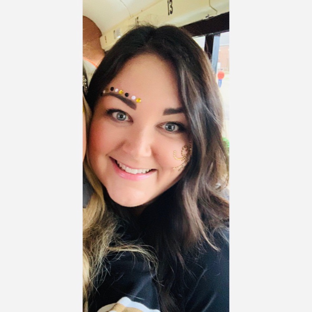 Meet your Posher, Regan